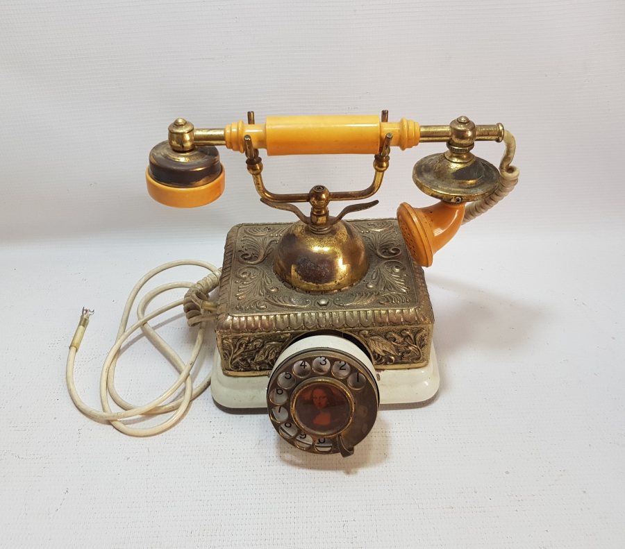 KABARTMA İŞÇİLİKLİ ANTİKA ÇEVİRMELİ TELEFON